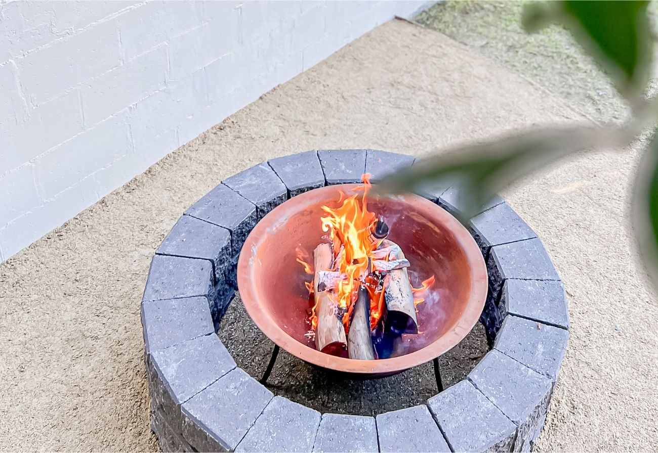 Overhead view of a DIY fire pit.