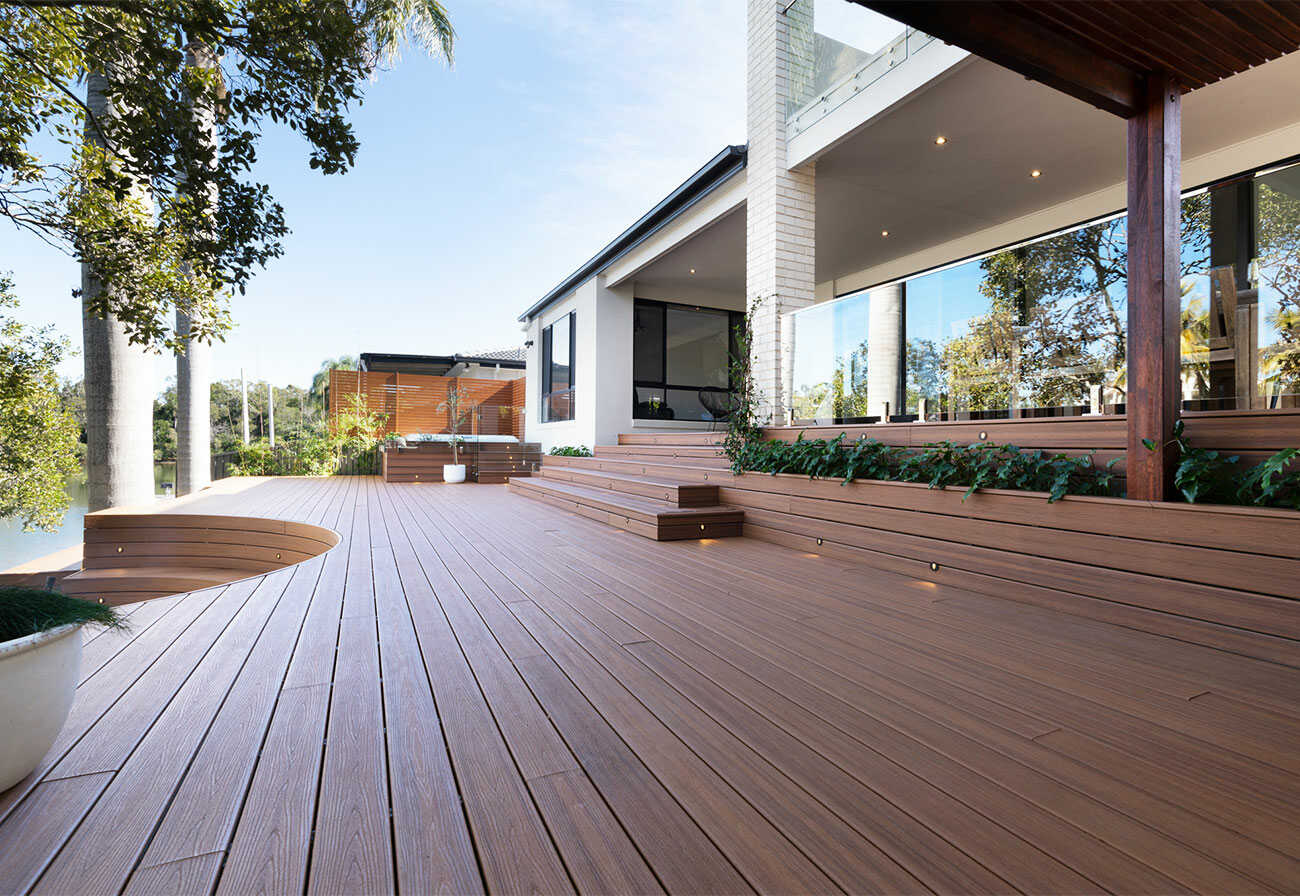 Beautiful outdoor deck with built-in seating.