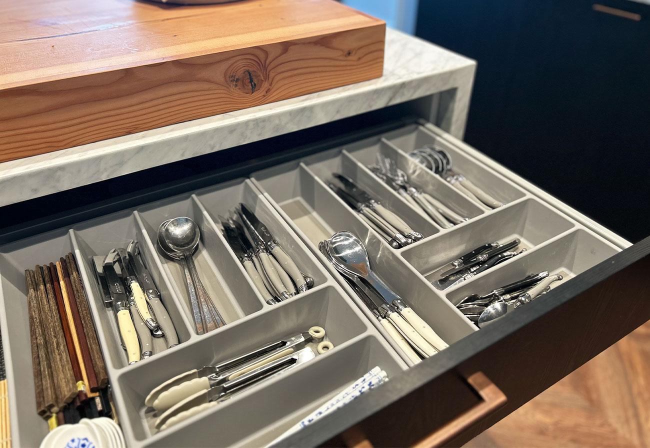 kaboodle cutlery drawer.