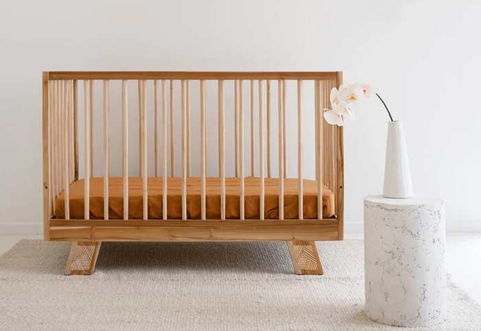 Sacred Bundle Evie Teak Cot