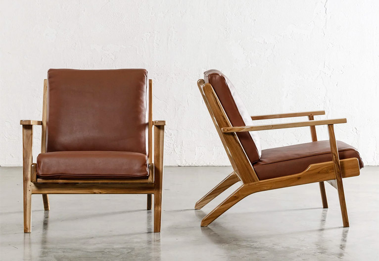 Tan leather mid-century armchair.