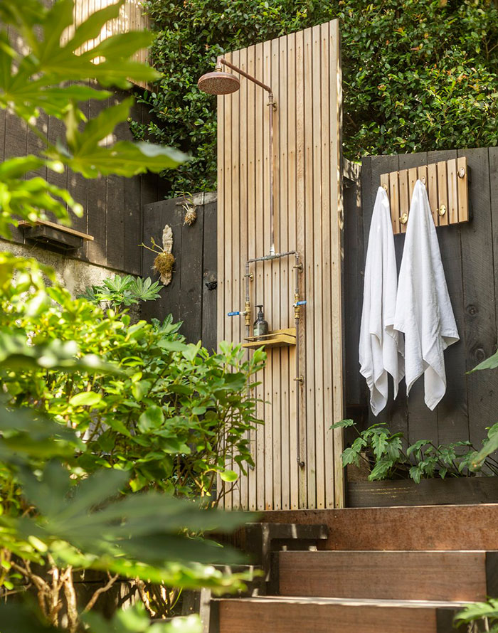 Te Kawa New Zealand Outdoor Shower