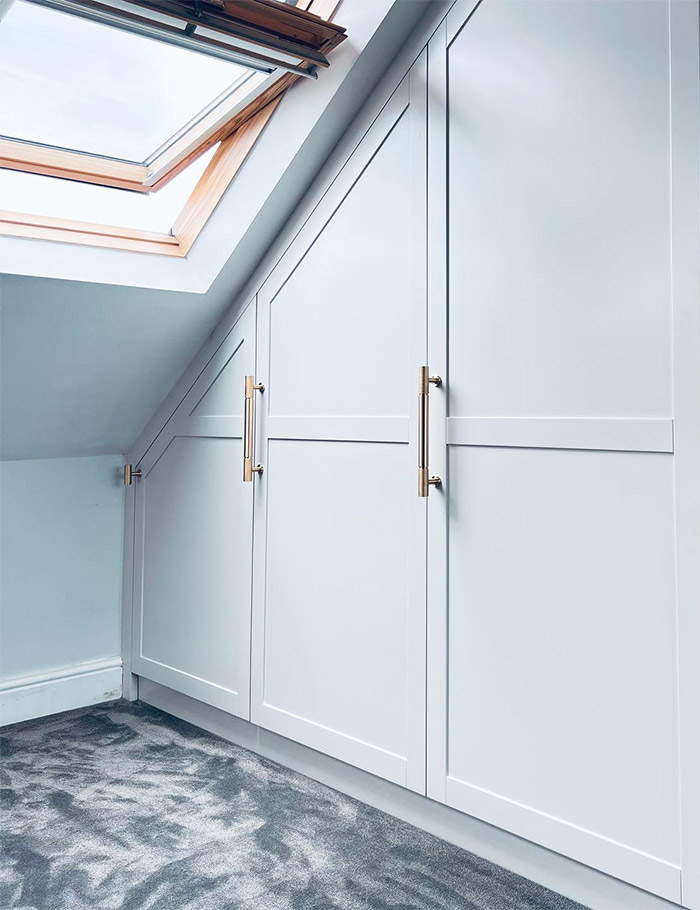 Angled wardrobe doors in shaker profile