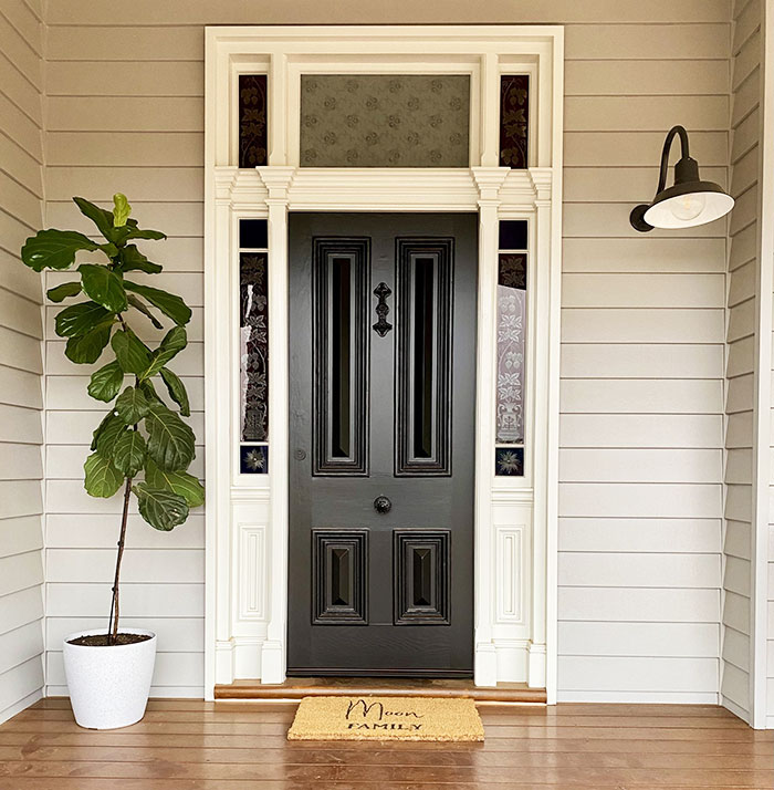 Gooseneck Barn Light at entrance to home