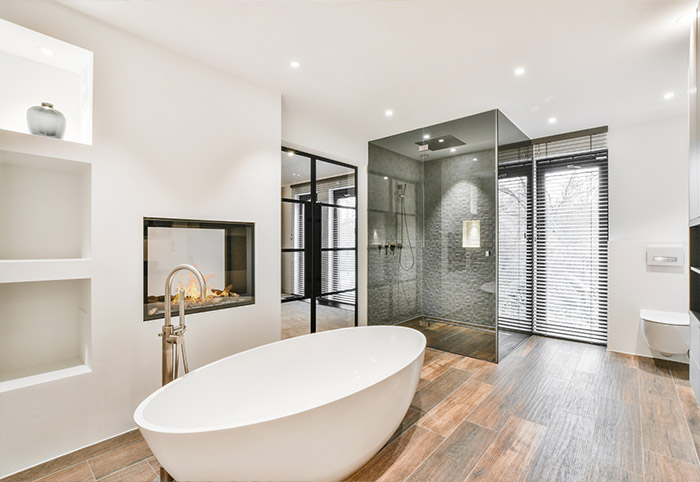 Modern bathroom with exhaust above the shower