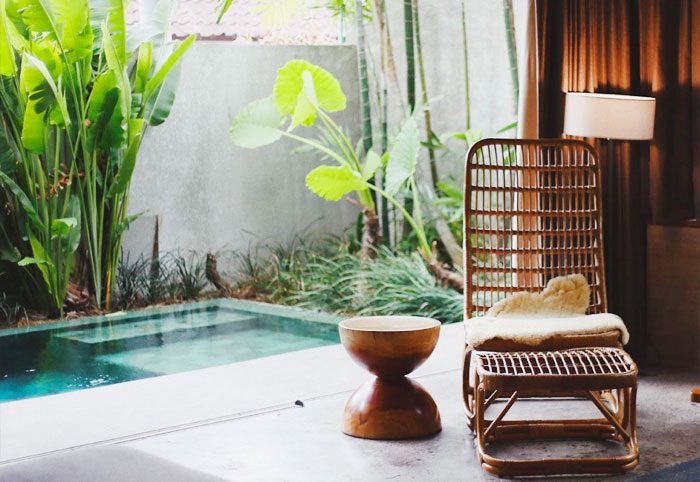 Magnesium pool in a tropical setting.