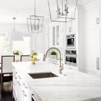 10 Features Of A Stunning Hamptons-Style Kitchen