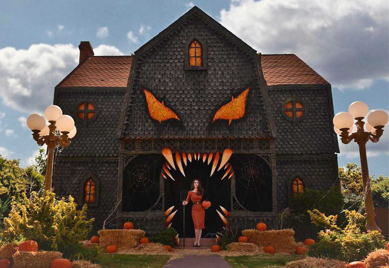 Christine McConnell's Monster House creation.