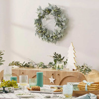 9 Best Australian Christmas Wreaths For 2024