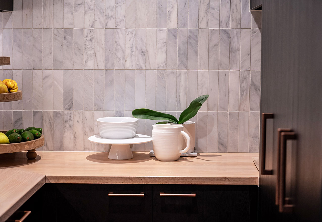 kaboodle american oak benchtop in a butler's pantry.