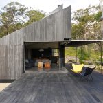 Sustainable off-grid FZ house in the Blue Mountains.