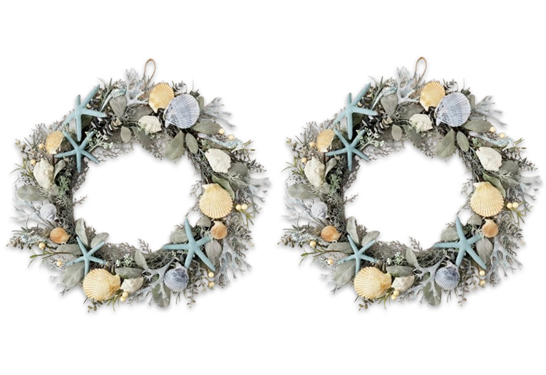 Coastal Australian Christmas Wreath.